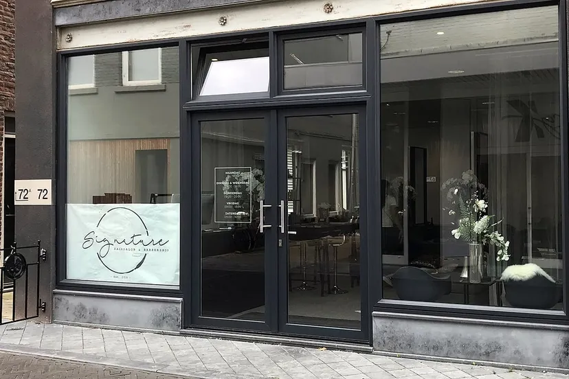 signature by barberistas