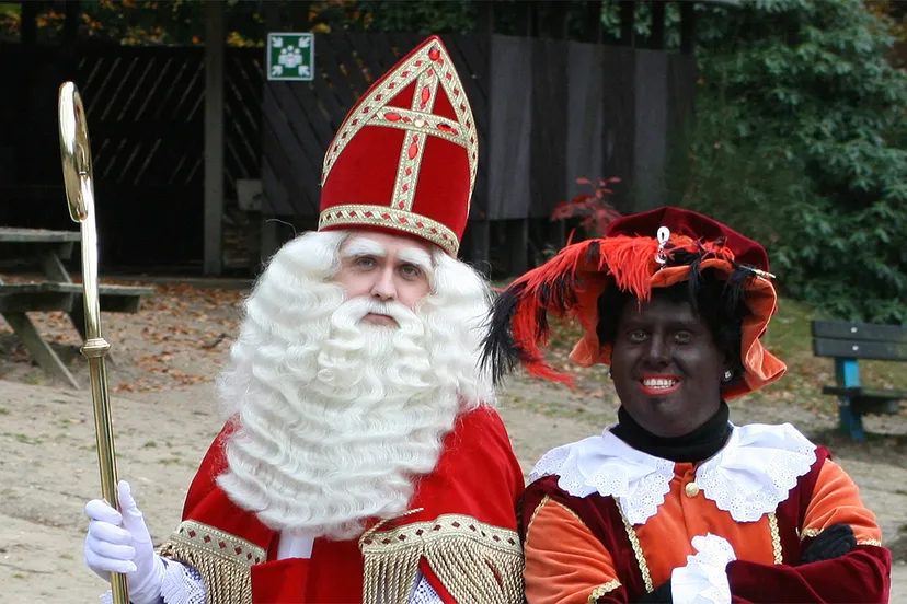 sint en piet by tenorio81 cc by 30 via wikimedia commons