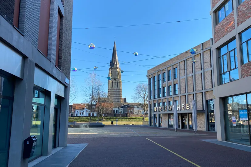 sittard kerktoren wal bibliotheek ligne 2