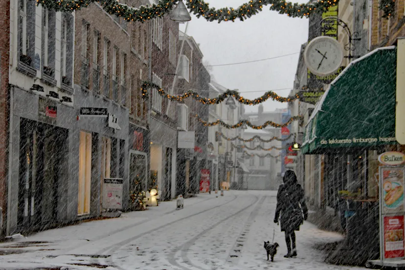 sneeuwbui somber december 2017