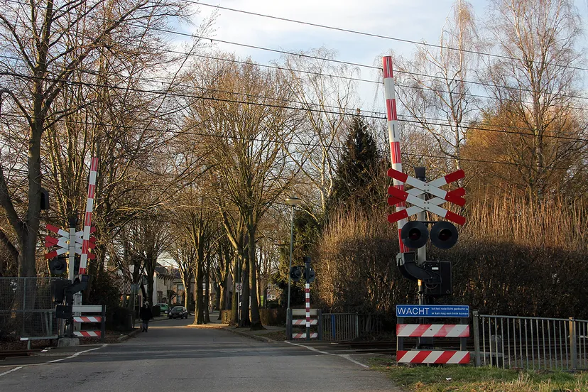 spoorwegovergang bij manege ten eijsden geleen