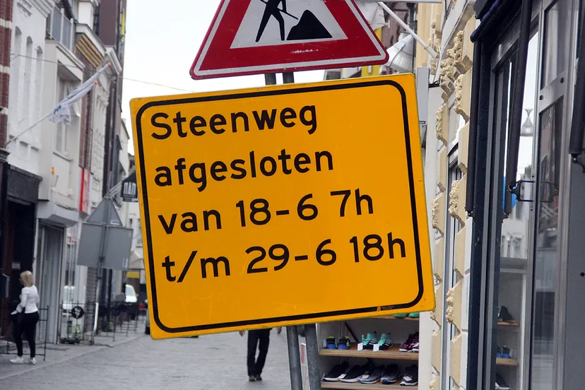 steenweg afgesloten