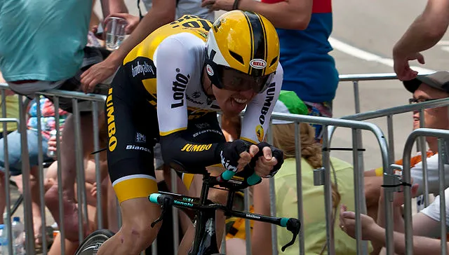 steven kruijswijk rob schleiffert from holland steven kruijswijk tour de france 2015 cc by sa 20