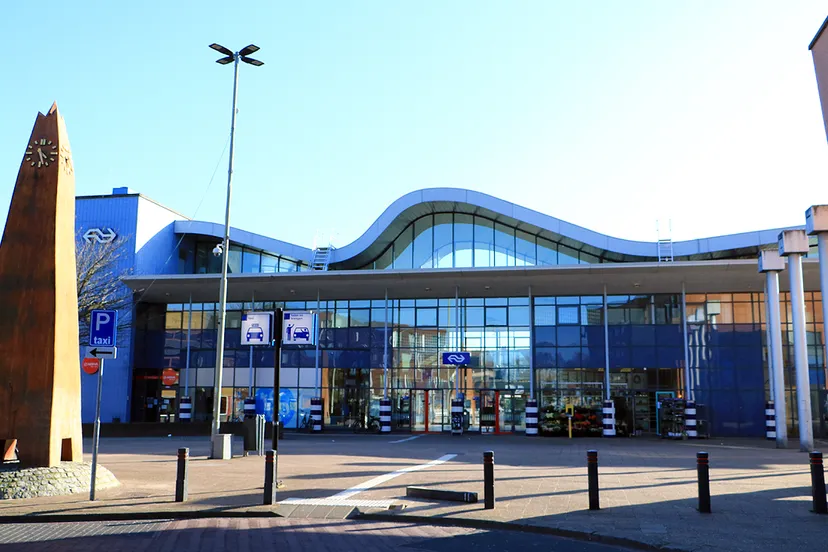 stilte op stationsplein sittard 23 maart 2020 coronacrisis