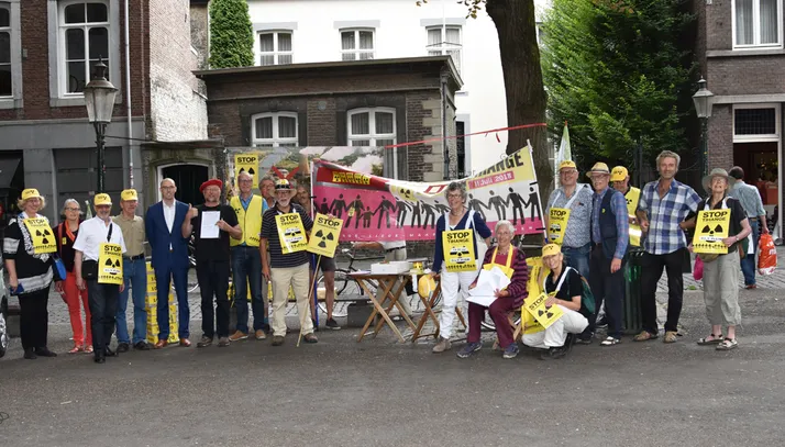 stop tihange 500000 handtekeningen foto karel curvers meer vandaag