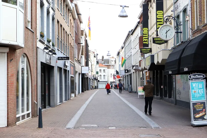 straatbeeld ttv coronacrisis sittard maandag 30 maart 2020