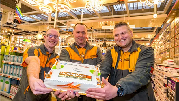 taart voor hornbach van de gemeente
