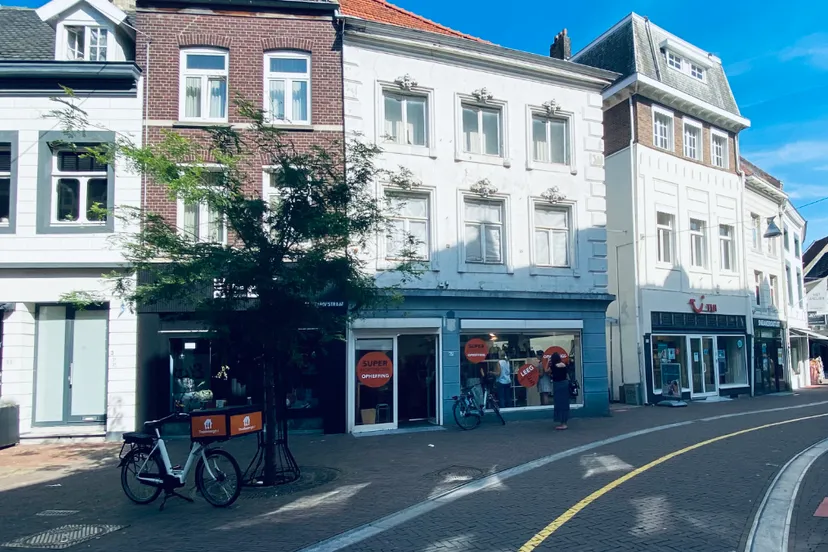 tassenwinkel pfennings limbrichterstraat 67 sluit eind september 2021