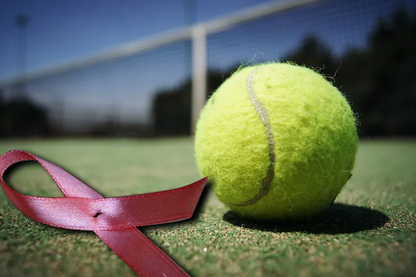 tennis ball 984611 1280 tennisbal met pink ribbon