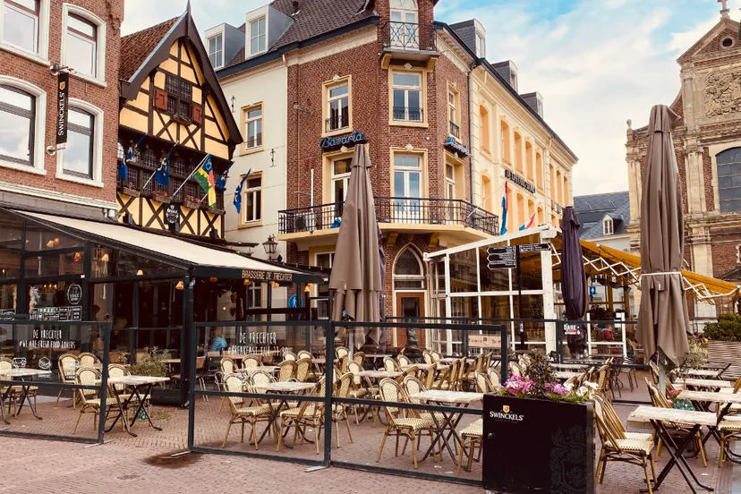 terras brasserie de trechter markt sittard