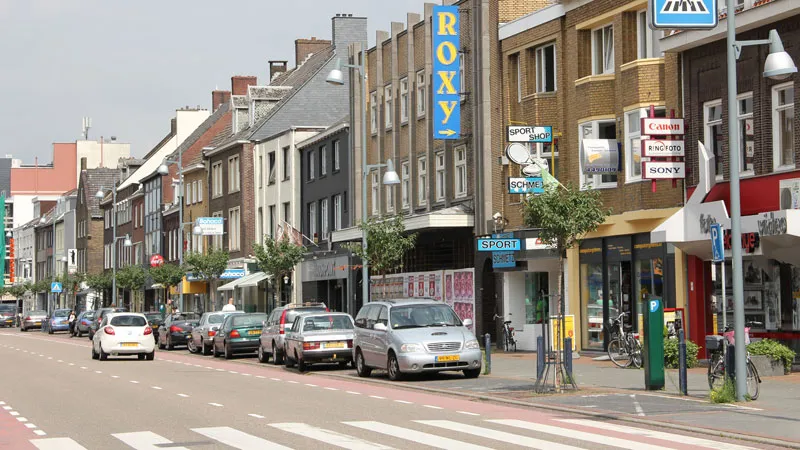 tna9owlc3w30v0fzjfgjsvu8q roxygeleen01 16 9