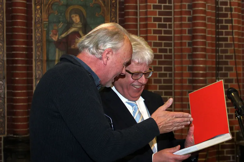 toon hermans fotos van een zoon