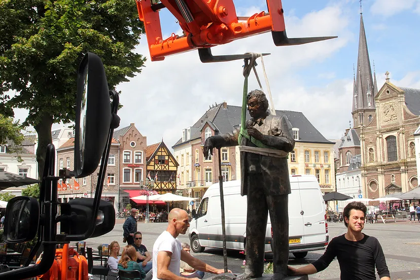 toon thuis markt beeld sittard