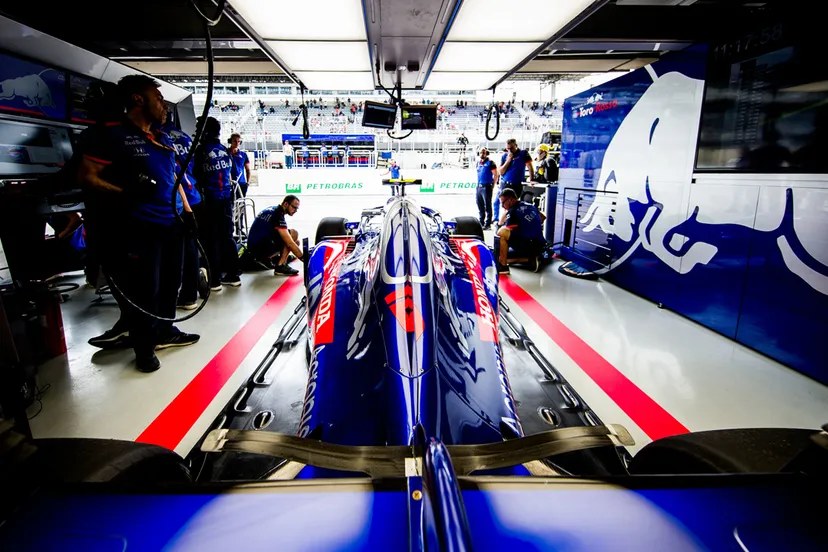 toro rosso haalt albon ap 1xfcashhd1w11 news