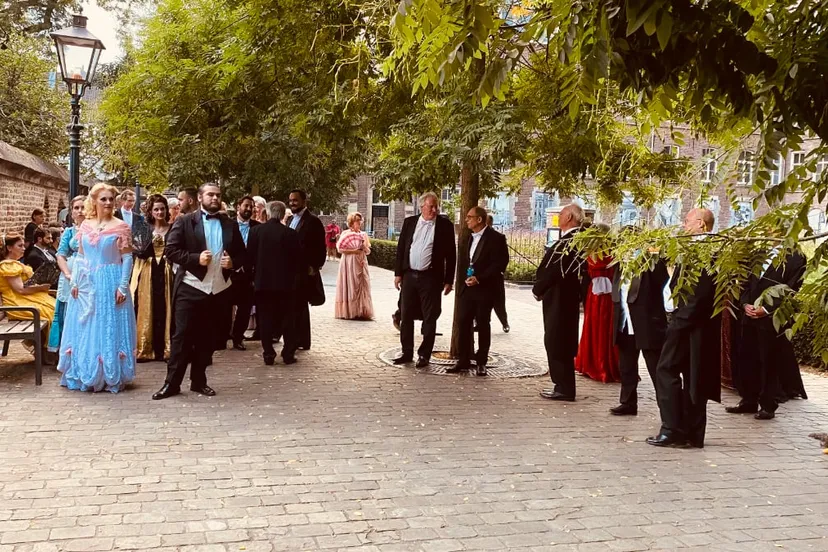 traviata jardin disabelle cast