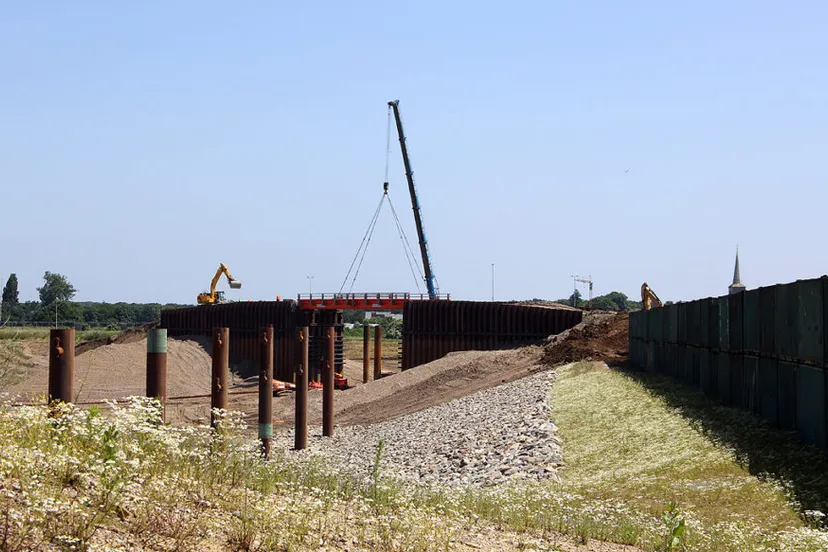 trieveld brug parallelweg grevenbicht roosteren