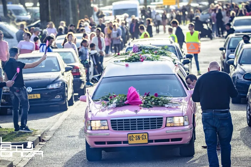 uitvaart jewel den hollander