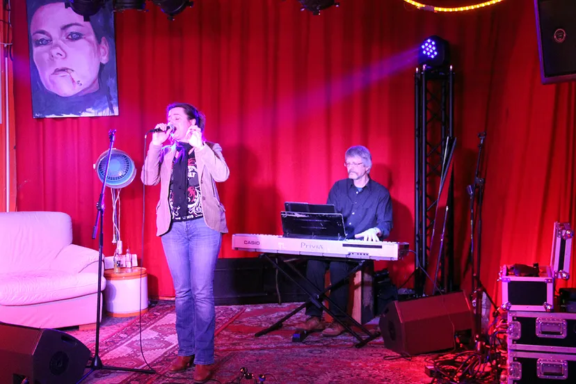 unbeschreiblich weiblich optreden ernestos