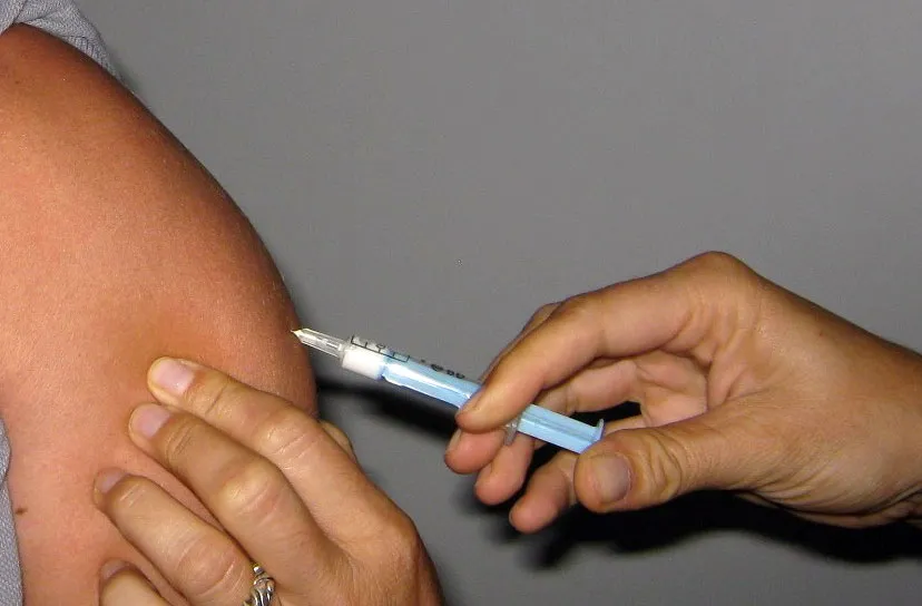 vaccinatie grook da oger cc by sa 30 via wikimedia commons