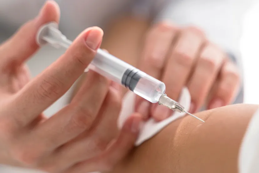 vaccineren vaccinatie vaccin spuit injectie