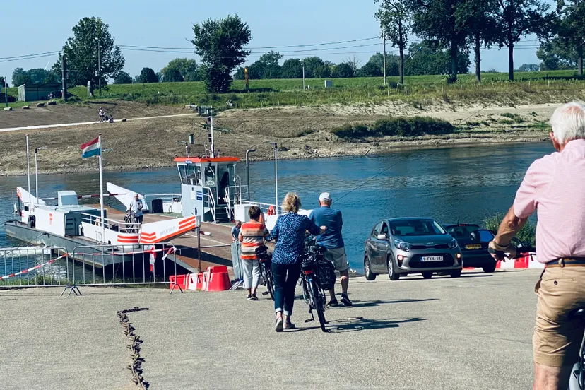 veer berg meeswijk weer in de vaart