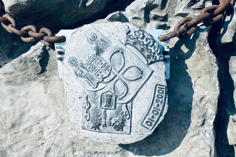 verbroederingssteen amulat naamse steen