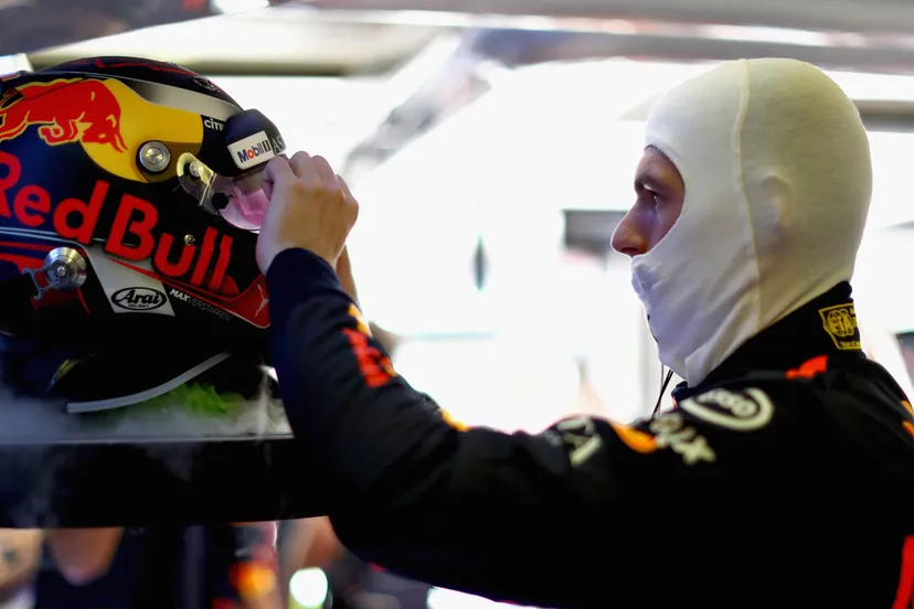 verstappen helm hongarije ap 1we6t49rh2511 news