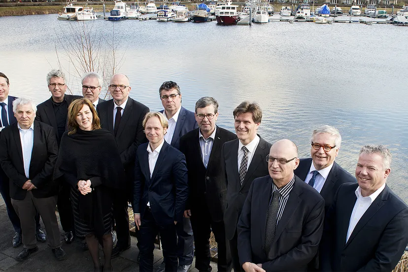 vertegenwoordigers van de limburgse havengemeenten