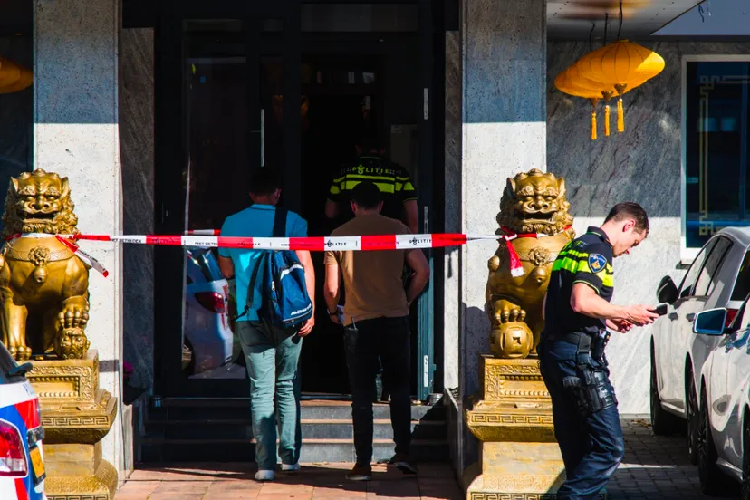 verwarde man ocean paradise 2