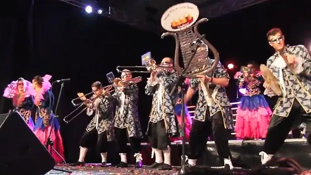 viy0kgdff2mew5m26tlxdq9x0 neuge pils en eine sjoes