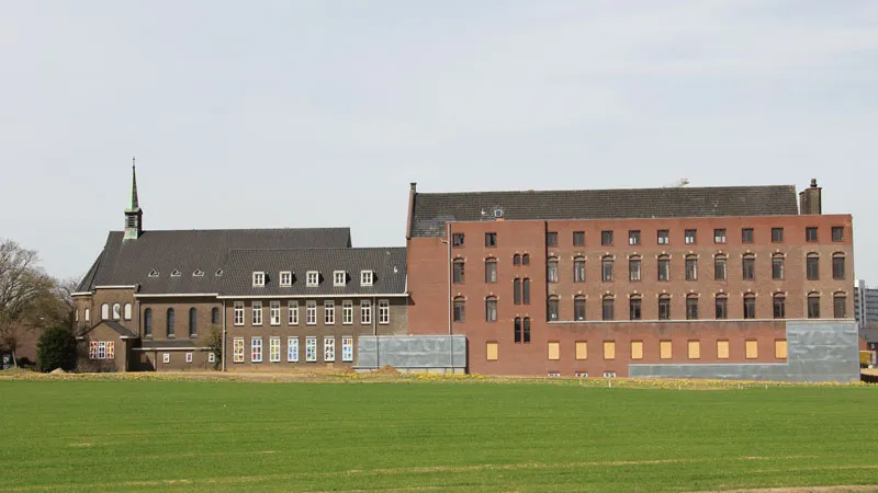 vknp3m98hipjisctyuel0w9jg frans klooster vanaf overhovenerstraat