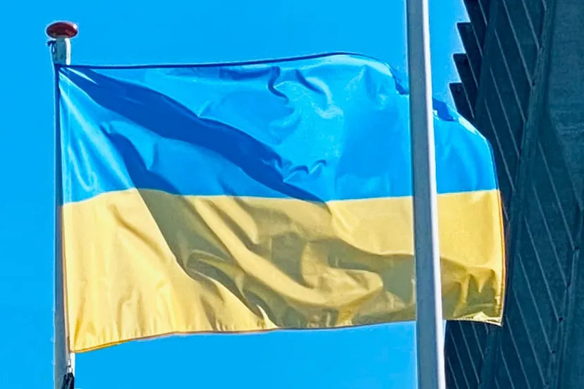 vlag van oekraine bij stadhuis sittard