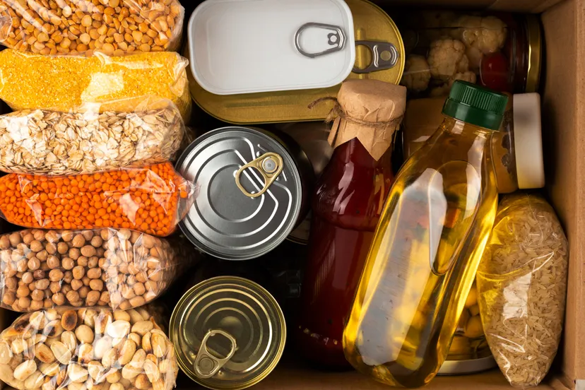 voedsel van voor de voedselbank