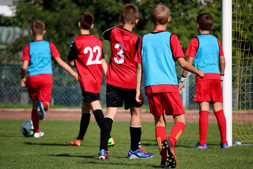 voetbal kinderen football 2853609 12801