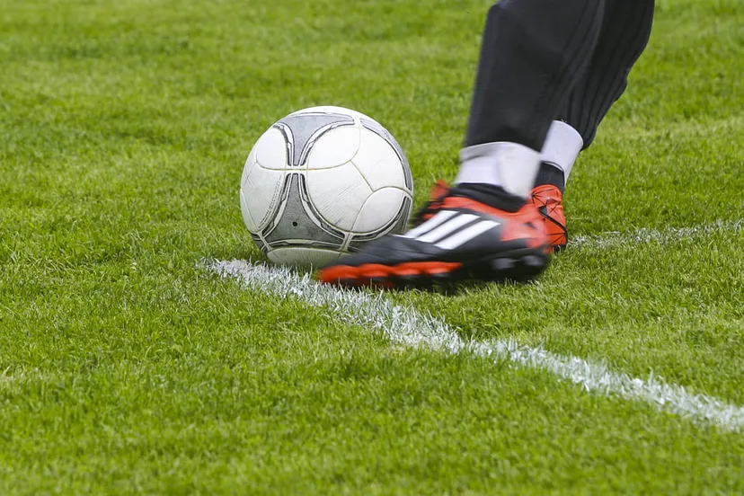 voetbal uittrap cc0 pixabay