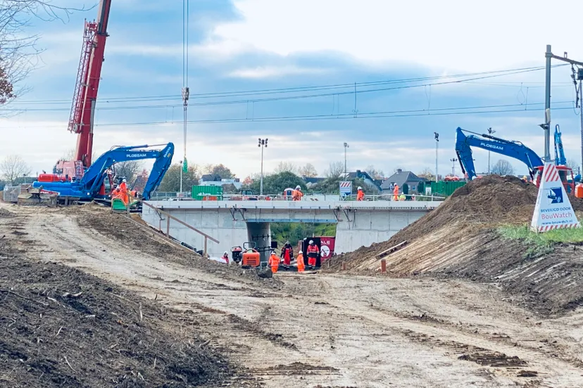 voetgangers en fietserstunnel lintjesweg
