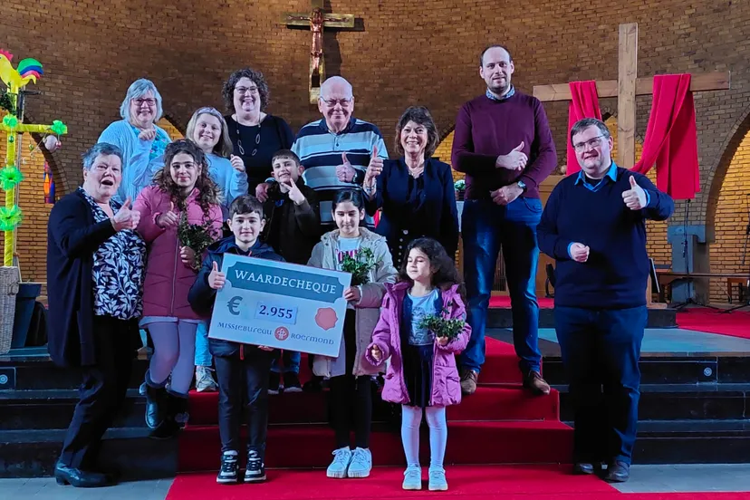 voices of kids cheque aardbevingsslachtoffers