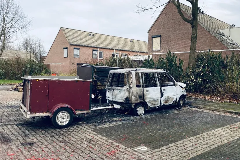vuurwerkschade autobrand venusstraat