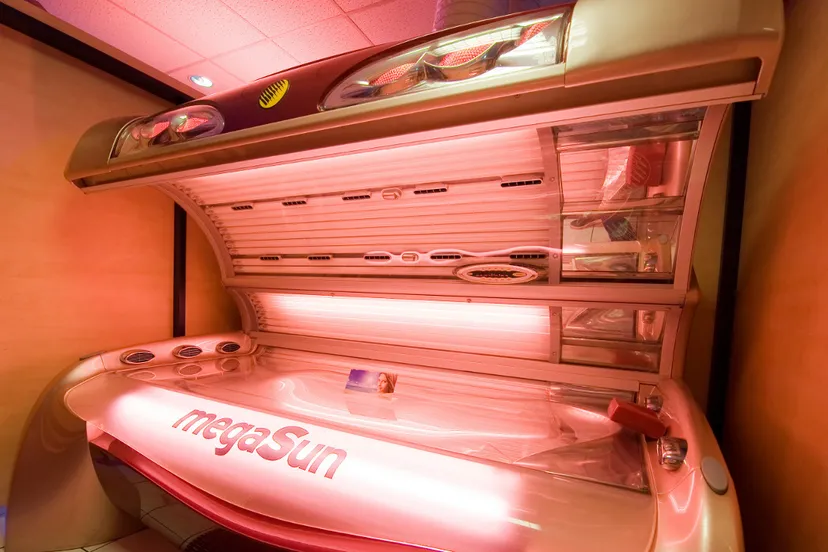 vz08doy0vpqdm71blp3iey6rh zonnebankuv lichtstralinghuidkankermelanoombruinenkleurtje