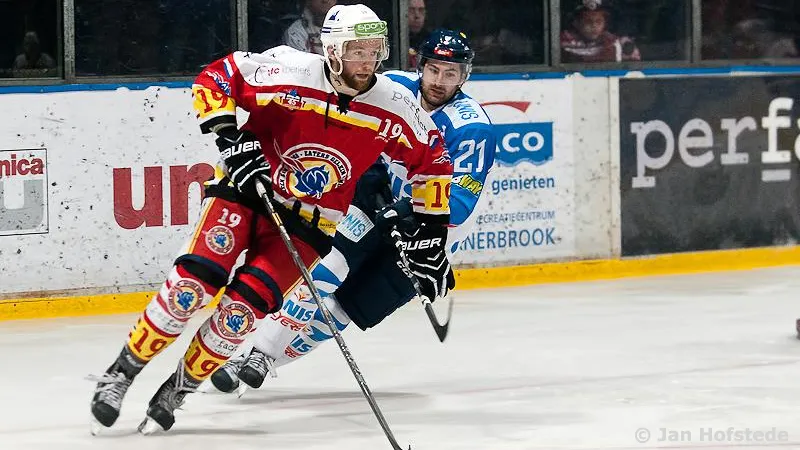 wb5cpkde9oy2i8b4o1y0yqrfi erik tummers