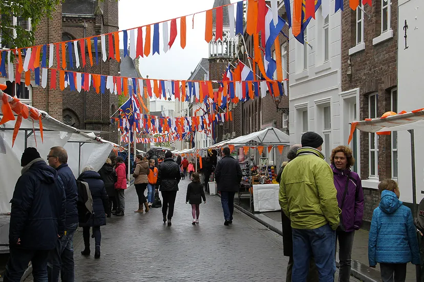 weersverwachting voor koningsdag buiig