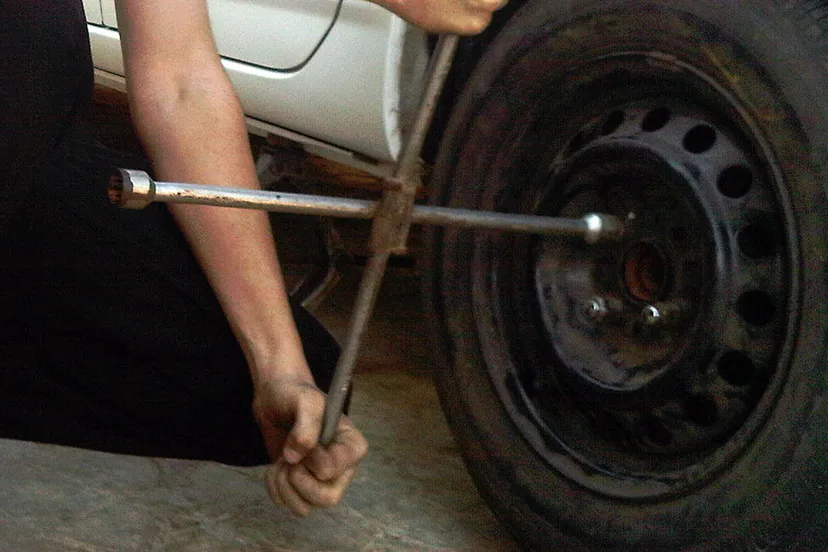 wielbouten losdraaien the photographer own work cc by sa 30 via wikimedia commons