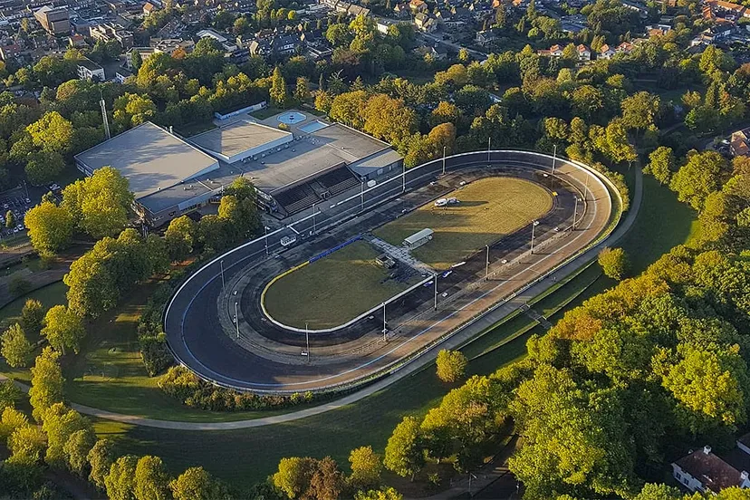 wielerbaan geleen foto michel van dijke