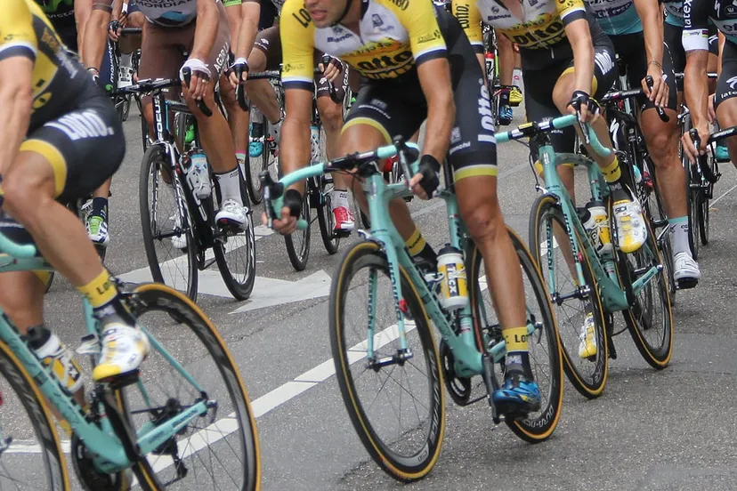 wielrenners 16 9 algemeen