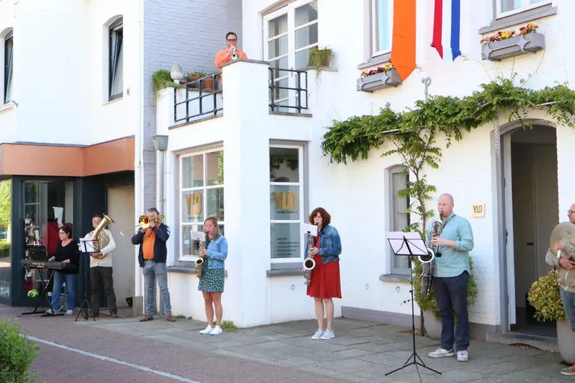 wilhelmus op anderhalve meter