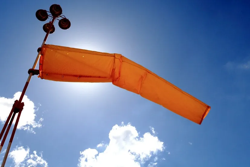 windzak windsock carlos augusto de lima guto lima via pixabay