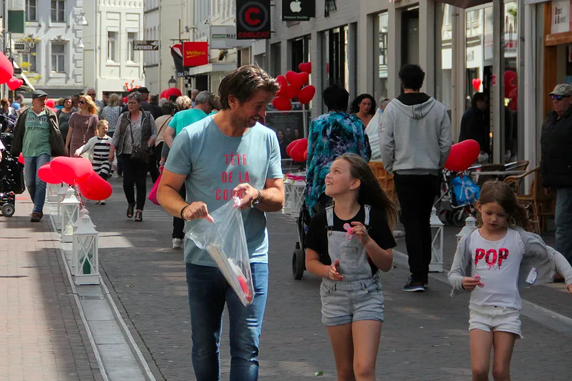 winkelend publiek brandstraat 2015