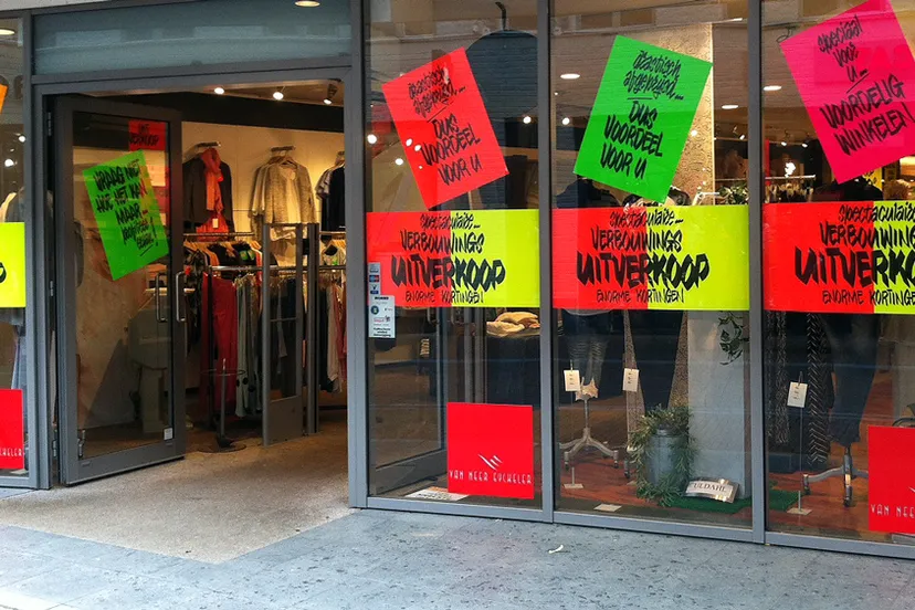 wz42n5s3srjksu2j9qj3z7txl verbouwingsuitverkoop