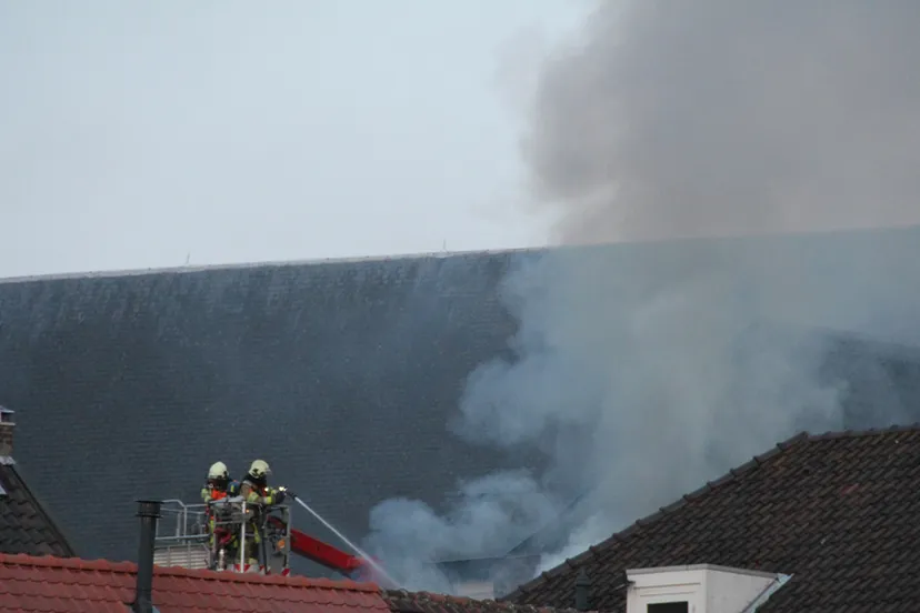 x8n5wp6qhxi1eme85yzy3c3oz brand oude markt 7