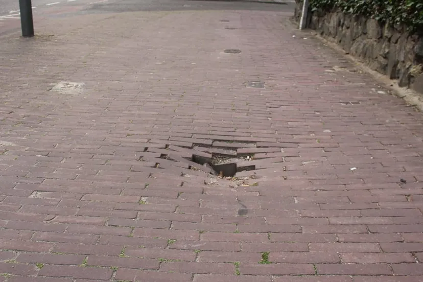 x9h9uxom8xnjcbedvd909igdj buitenbeter app verzakking wilhelminastraat trottoir 1